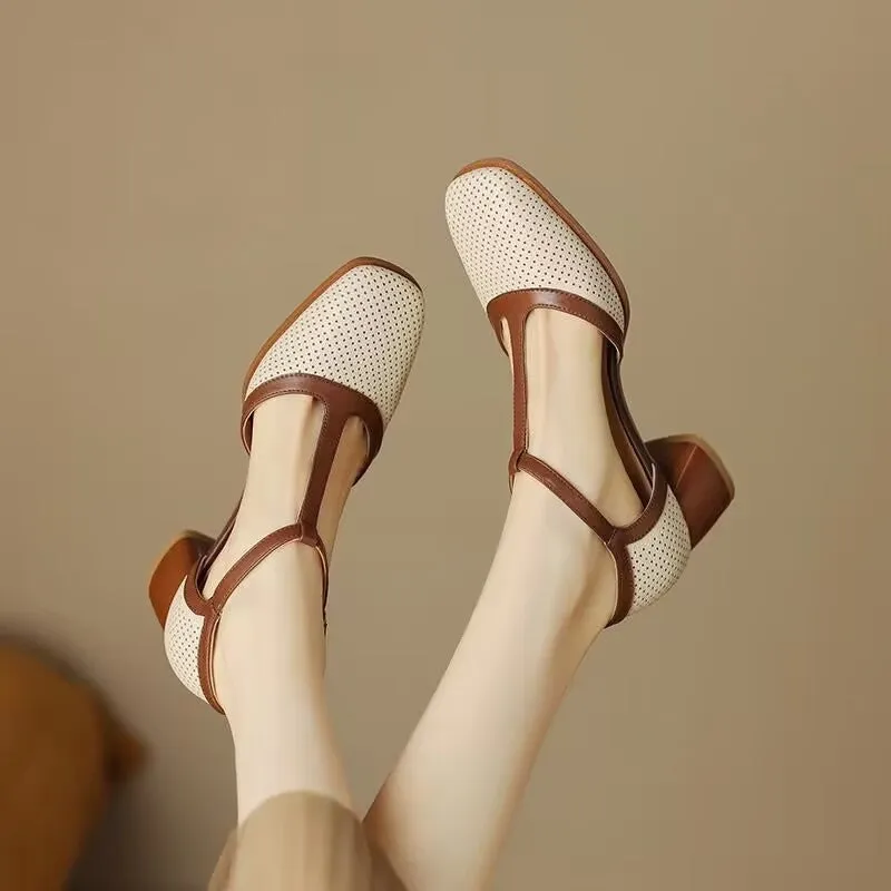Retro colour block hole sandals with chunky heel in apricot