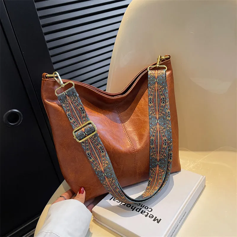 Large capacity women's crossbody bucket bag in PU material, available in olive green colour