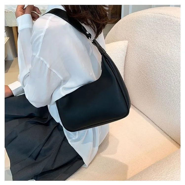 French handheld mini tote bag in 039 White colour made from polyester