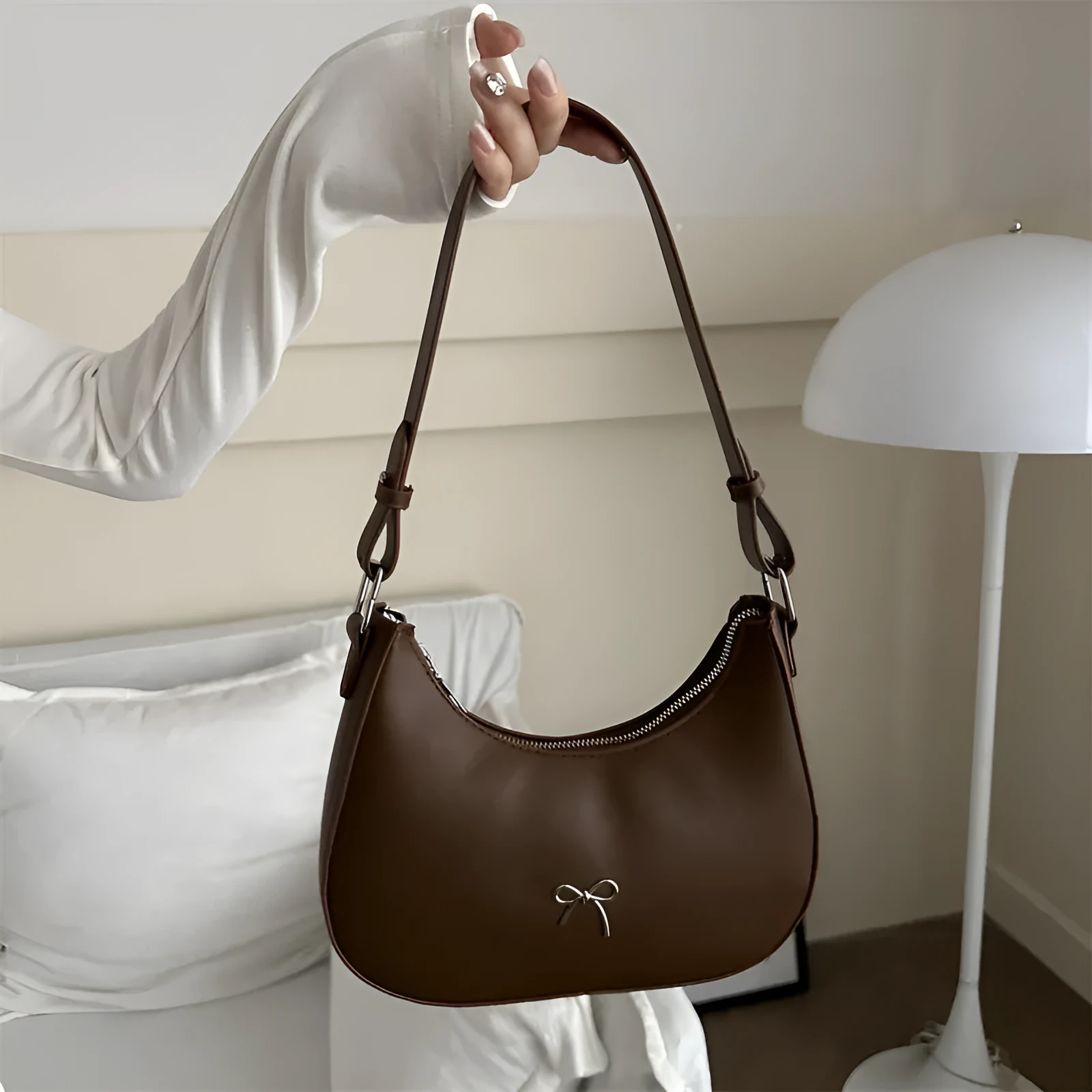 Women's dumpling-shaped shoulder baguette handbag with underarm small bag in PU leather