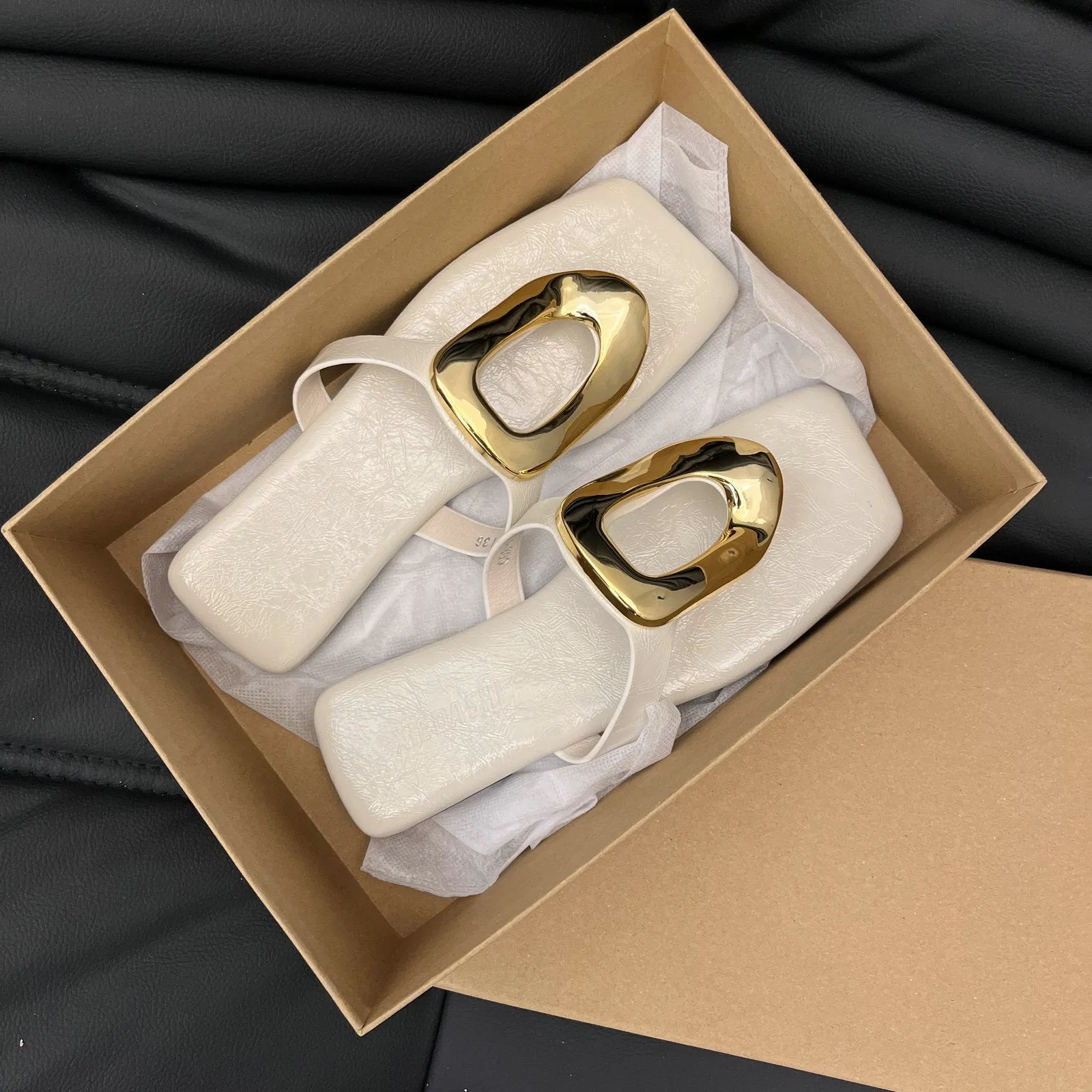 Women's hollowed mesh summer sandals in beige with artificial PU upper and plastic sole, available in sizes 35-43