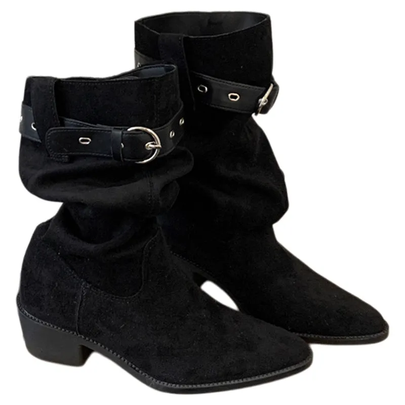 Western cowboy mid-calf boots with chunky heel and pointed toe in black