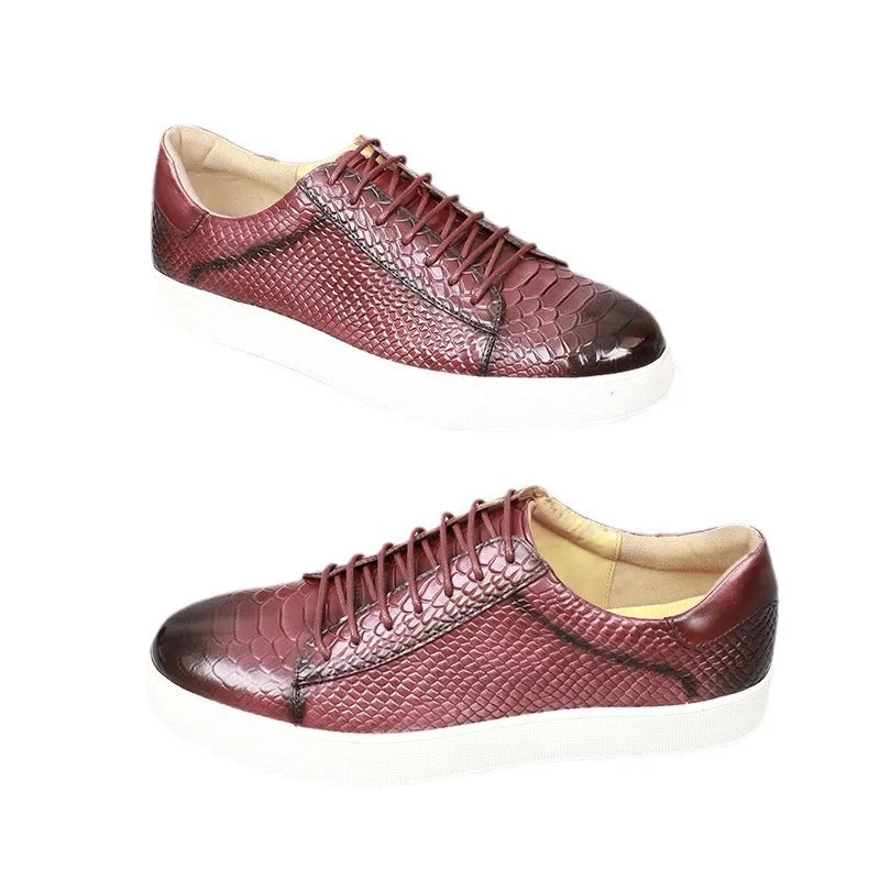 Lace-up embossed flat casual leather shoes for men in caramel colour, first layer cowhide, rubber sole, round toe, low heel