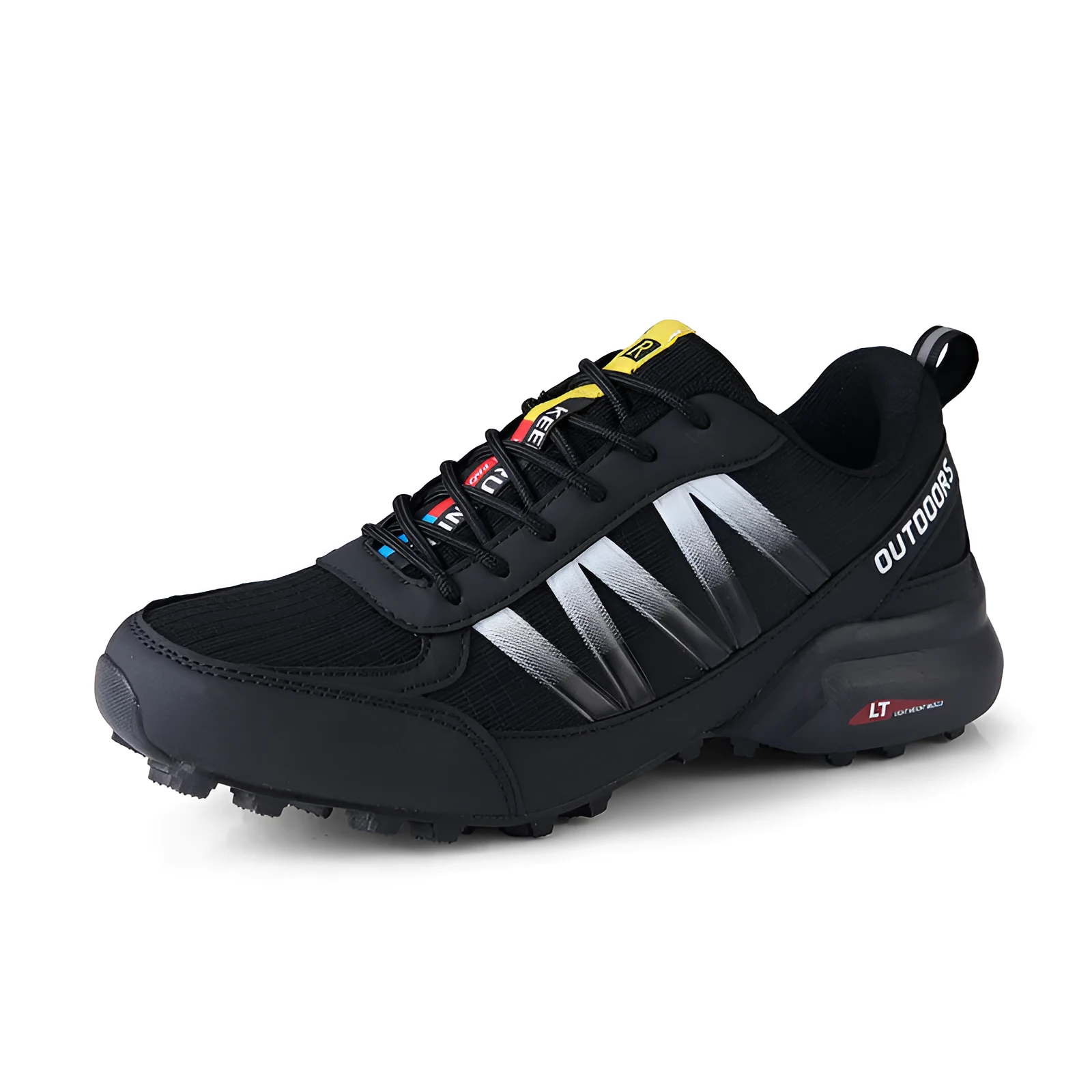 Mountaineering sneakers in black with rubber sole and flat heel, shown with lace-up closure.