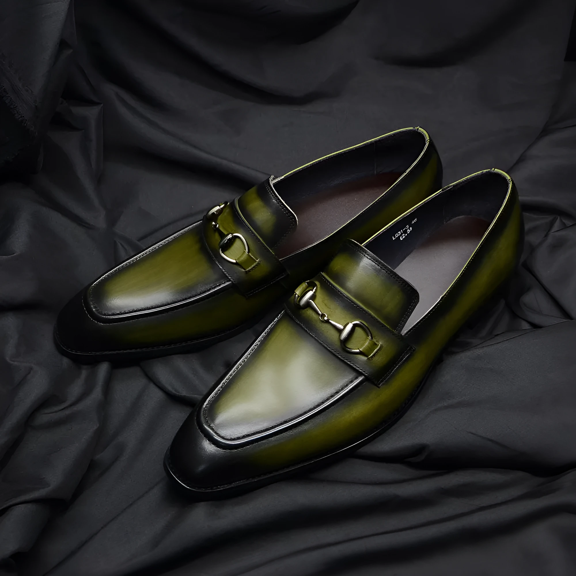 Men's cowhide leather shoes with pointed toe, horseshoe heel, plaid print in black and green options