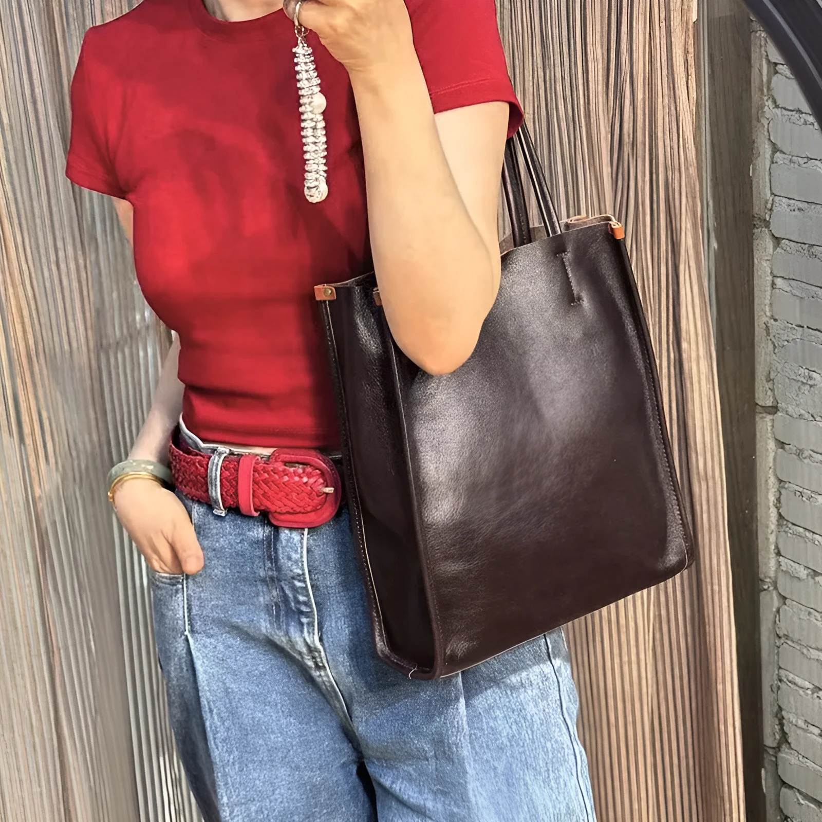 Large capacity genuine leather city commuter shoulder tote bag in black, soft square vertical shape with slit pocket