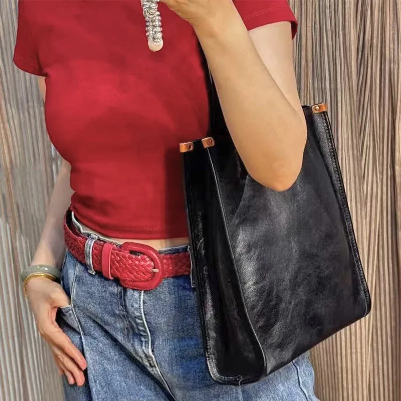 Large capacity genuine leather city commuter shoulder tote bag in black, soft square vertical shape with slit pocket