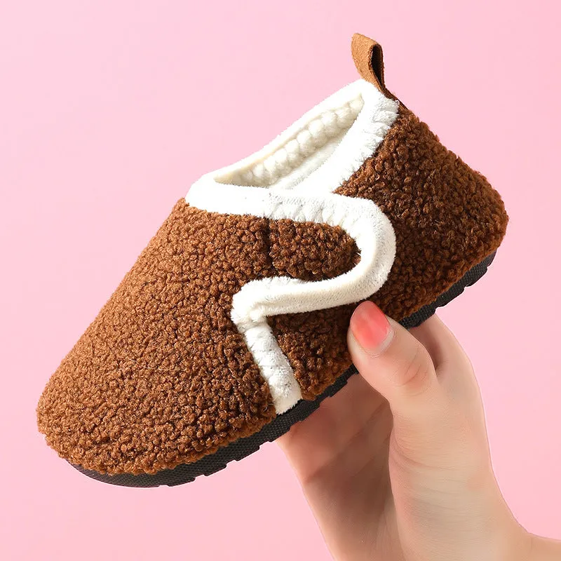Children's cotton fleece slippers with anti-slip rubber sole in beige colour