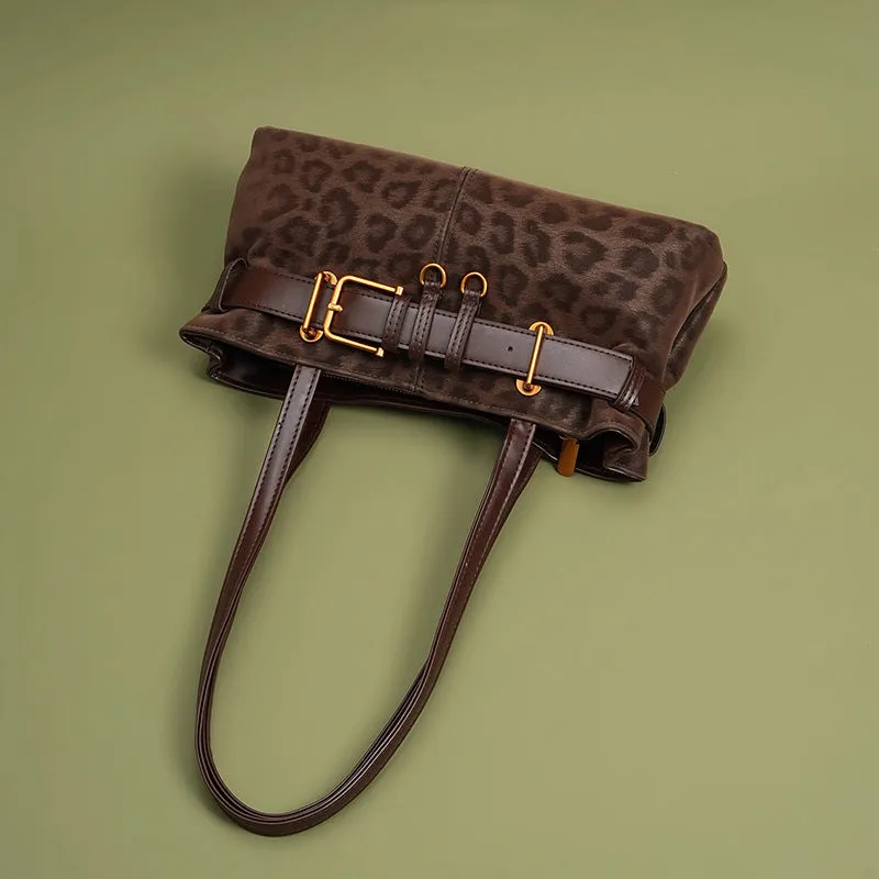 Retro leopard print PU shoulder bag in brown, compact horizontal square shape with double straps, 30x15x10cm.