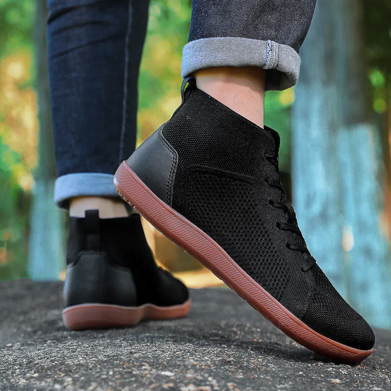 Anti-slip wide-toe barefoot casual fitness yoga shoes in black with breathable fly knitting and leather upper, mid-top design, low heel 1-3cm