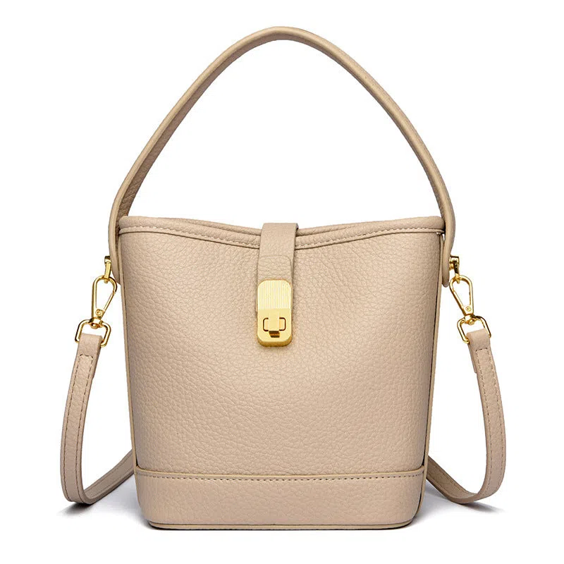 Multi-layer single shoulder bag in soft PU leather with nylon lining and 3D outer pocket