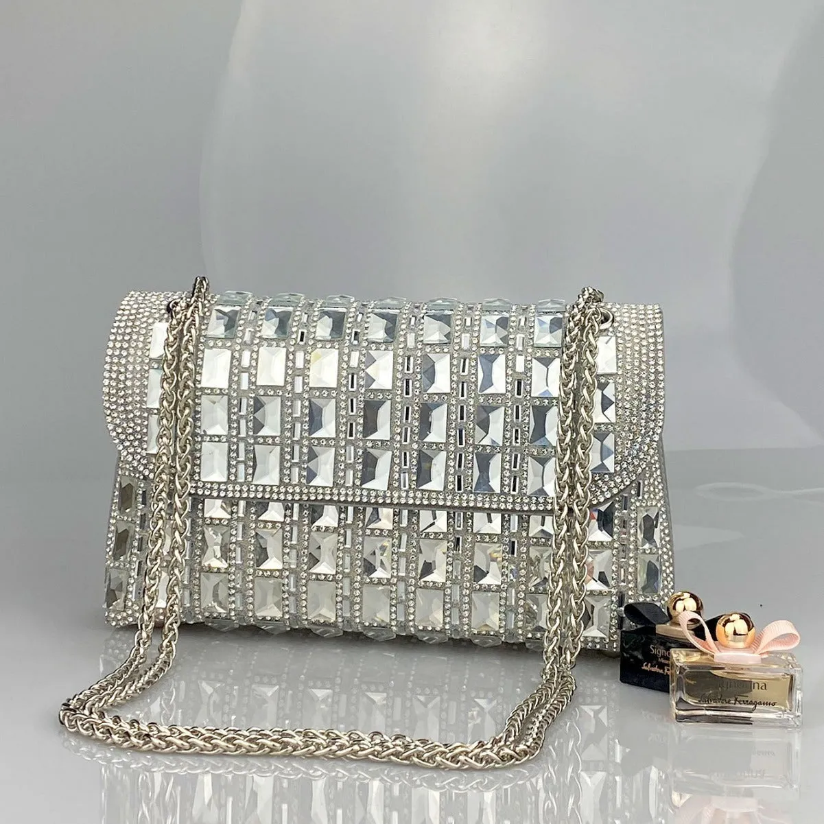 Shiny glass rhinestone chain clutch bag with dedicated phone compartment in retro style