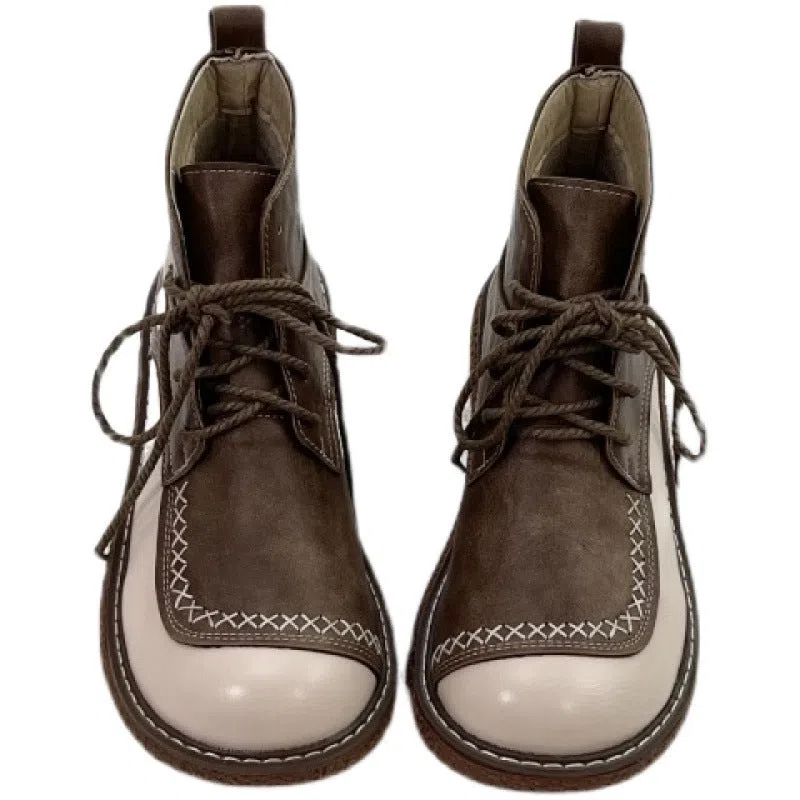 Women's retro lace-up Martin boots with thick rubber sole in black PU upper
