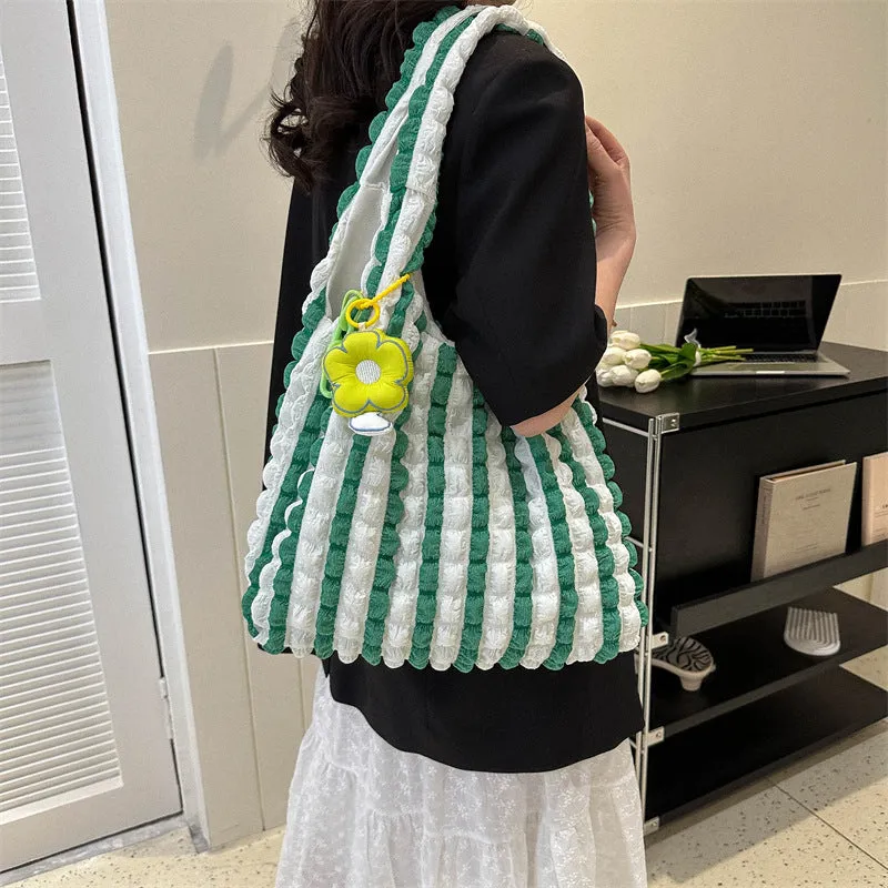 Women's pleated bubble shoulder bag in vertical square shape with pendant accessory