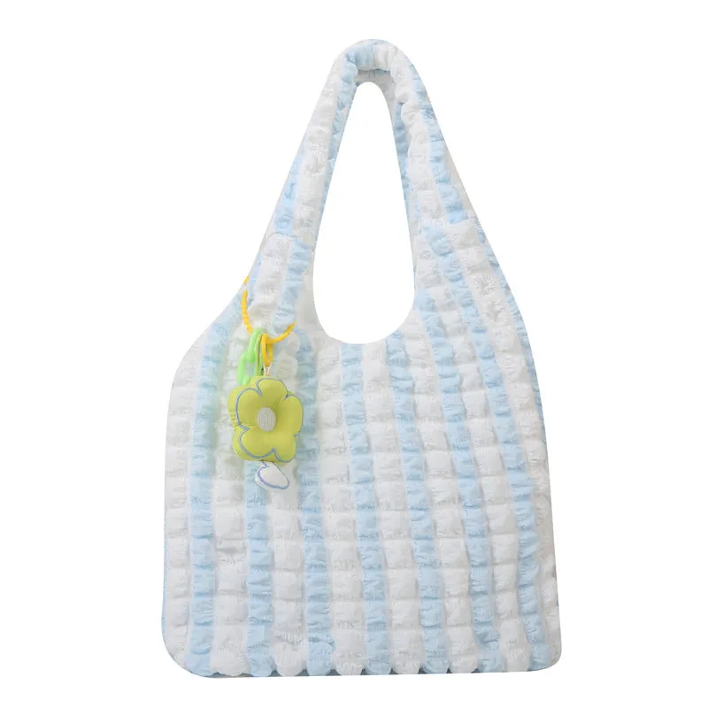 Women's pleated bubble shoulder bag in vertical square shape with pendant accessory