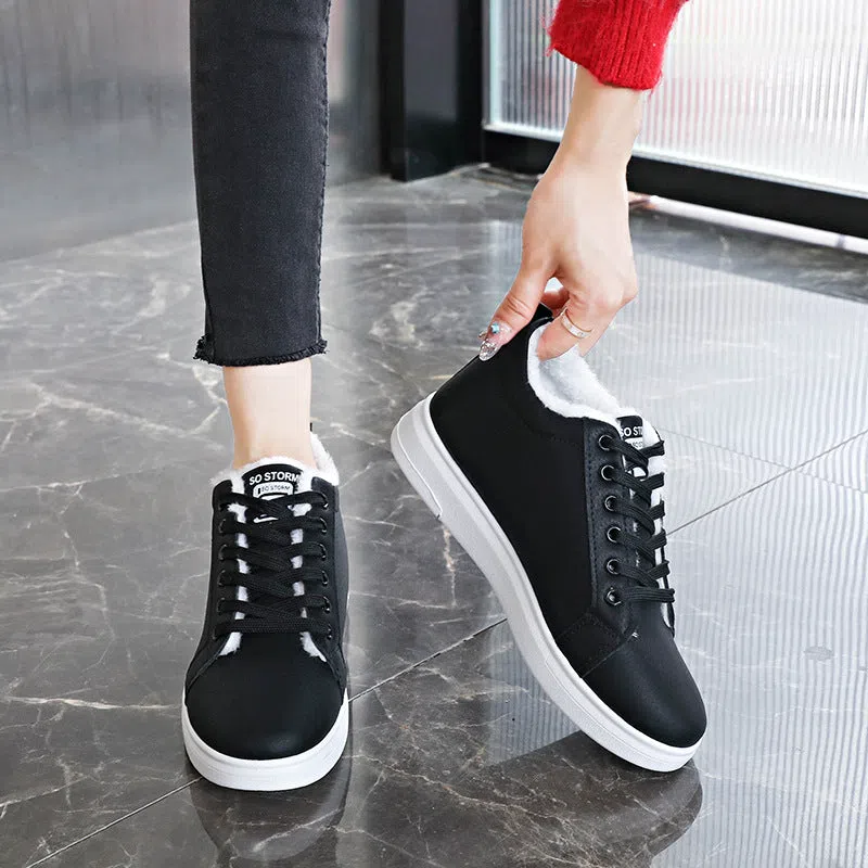 Women's fleece-lined lace-up casual sneakers with round toe, rubber sole, and artificial PU upper in black