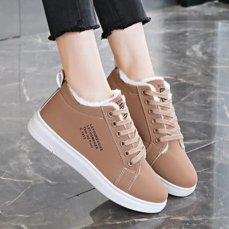 Women's fleece-lined lace-up casual sneakers with round toe, rubber sole, and artificial PU upper in black