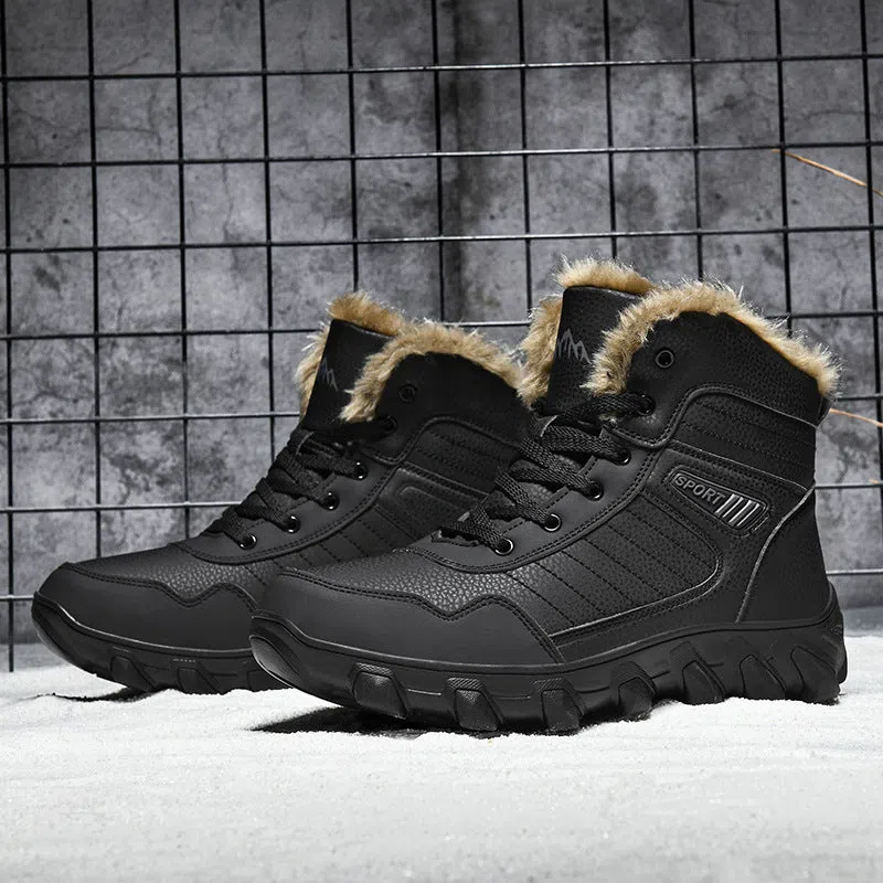 Men's fleece-lined snow boots in black with artificial PU upper and flat heel