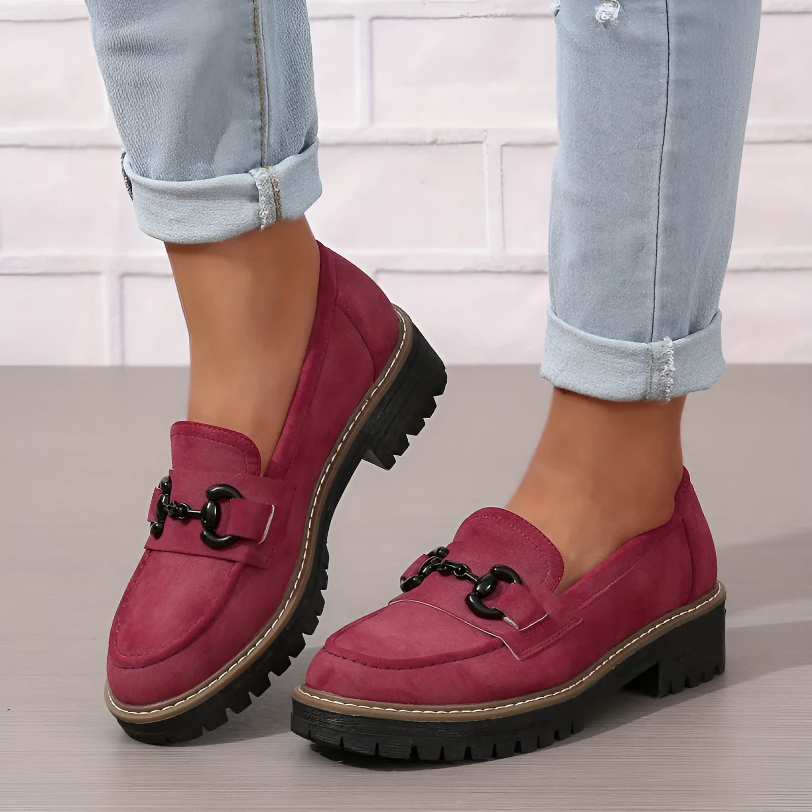 Women's loafers with horsebit decoration, rubber upper, solid colour, fish mouth toe