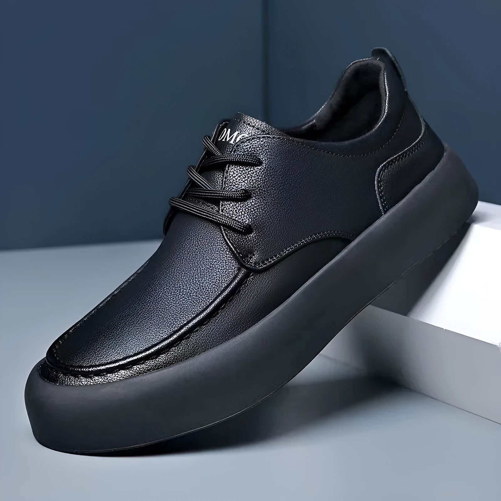 Men's brown casual lace-up shoes with a round toe and flat EVA sole on a white background.