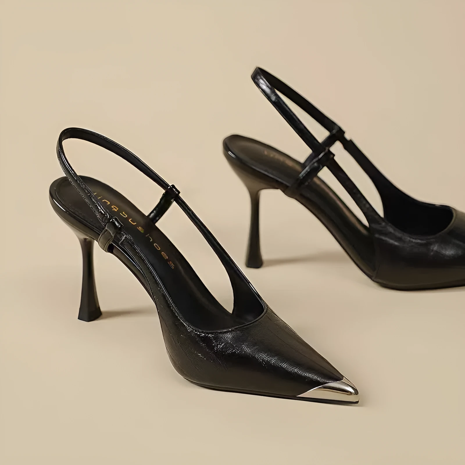 Women's pointed-toe colour-block stiletto heels in black with 7cm heel, PU upper, side view