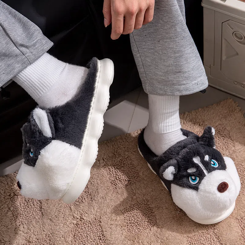 Cute Husky cartoon pure cotton slippers for men and women, warm indoor winter footwear in dark gray