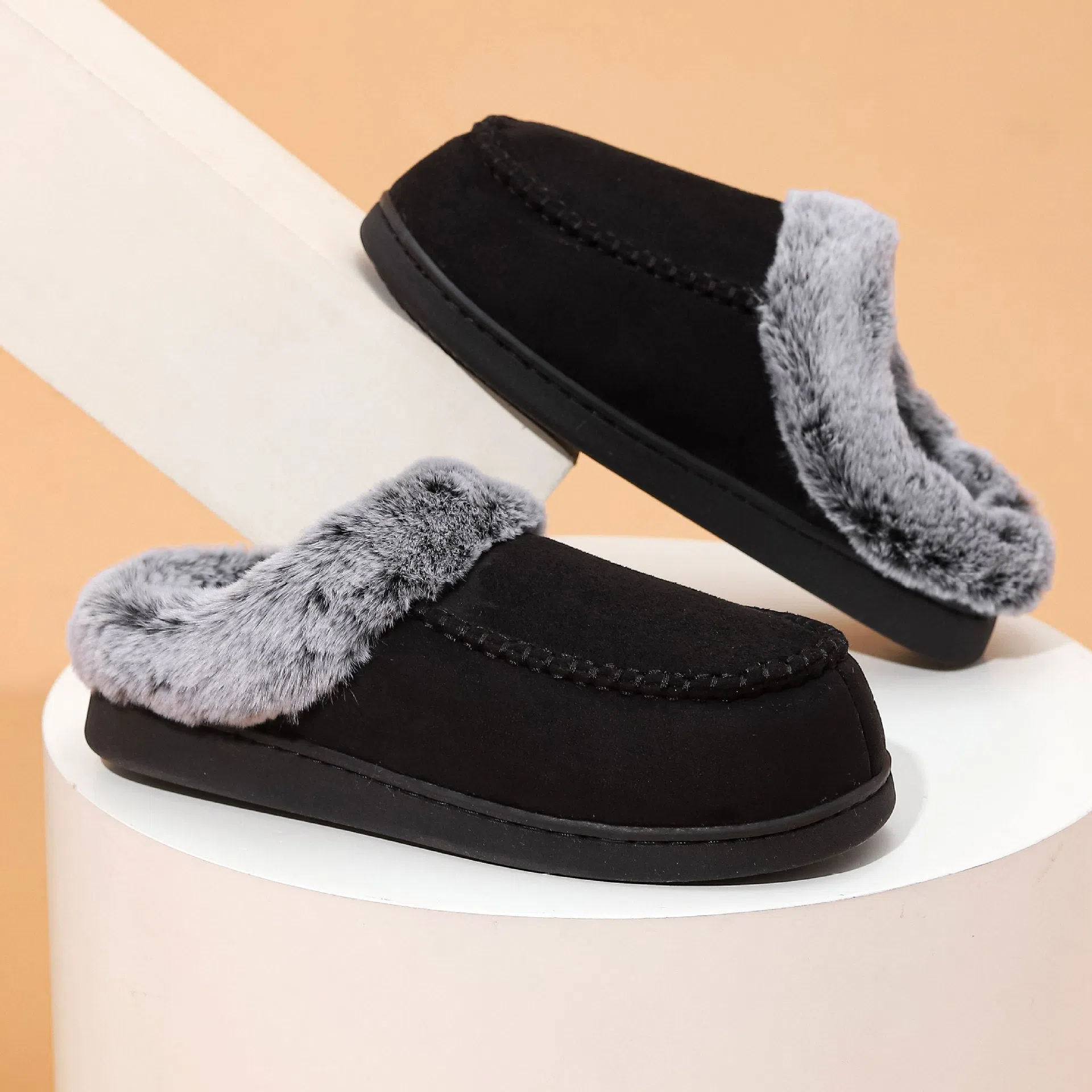 Fleece-lined thickened cotton slippers with plaid pattern and non-slip TPR sole in khaki colour