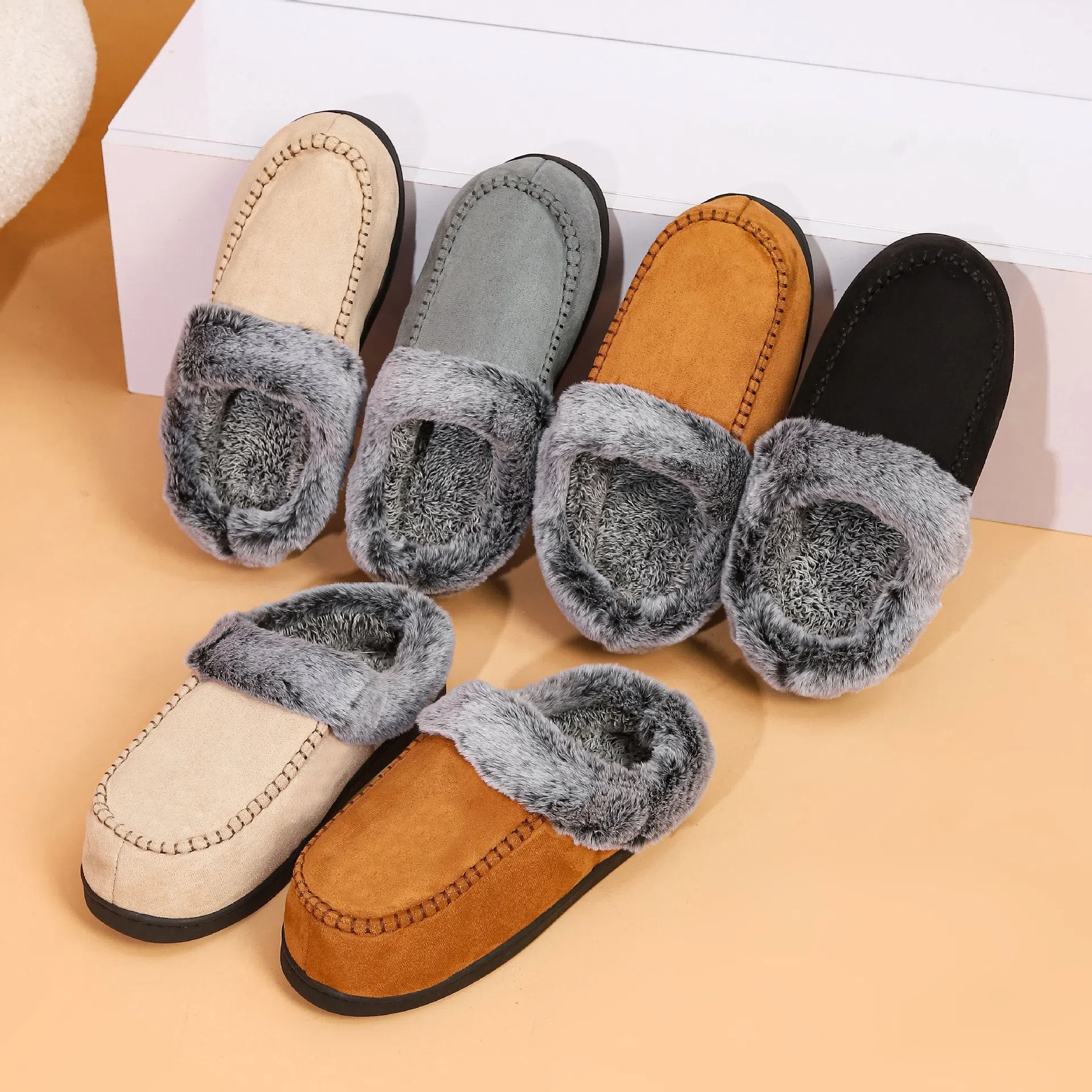 Fleece-lined thickened cotton slippers with plaid pattern and non-slip TPR sole in khaki colour
