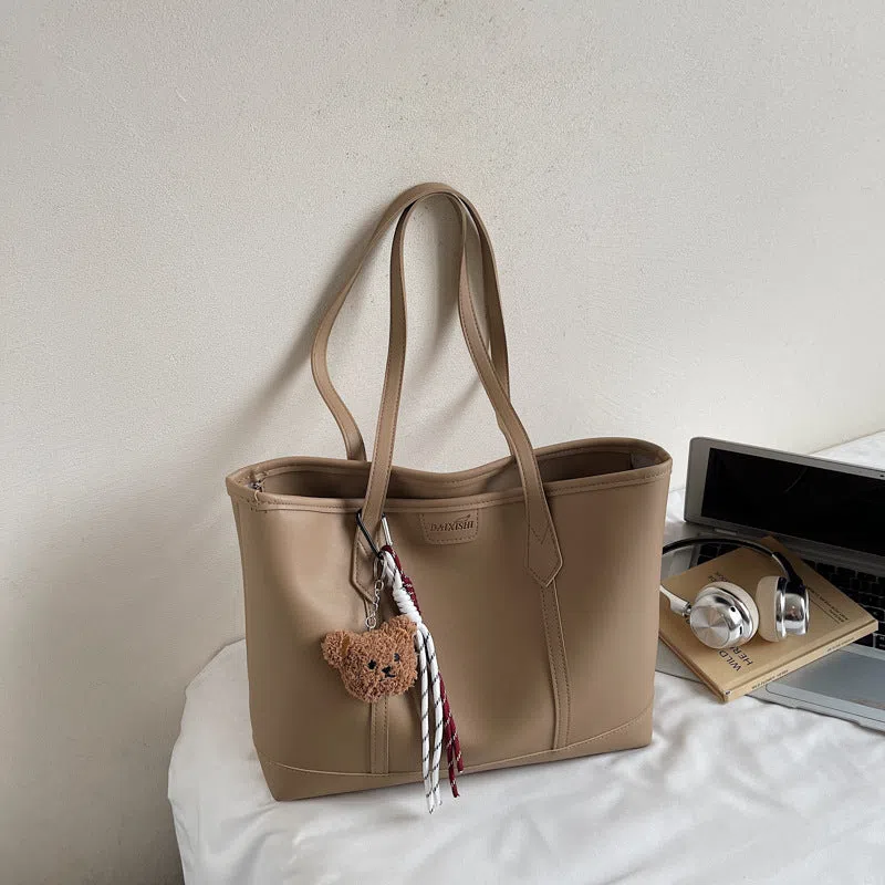 Niche Fashion retro shoulder tote bag in horizontal rectangular shape with stitched seams, PU material, available in multiple colours