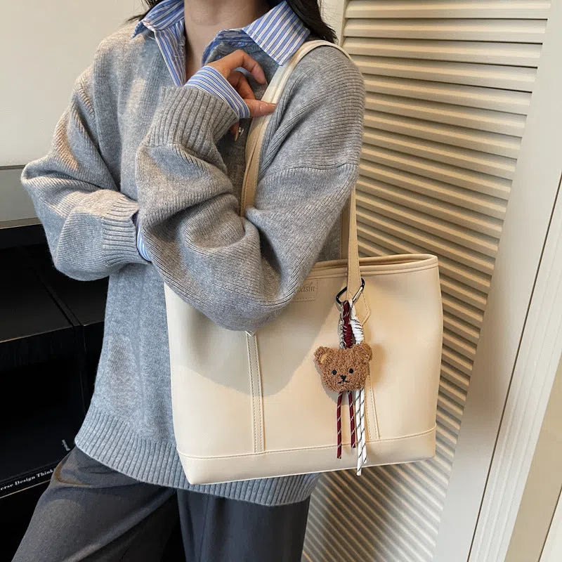 Niche Fashion retro shoulder tote bag in horizontal rectangular shape with stitched seams, PU material, available in multiple colours
