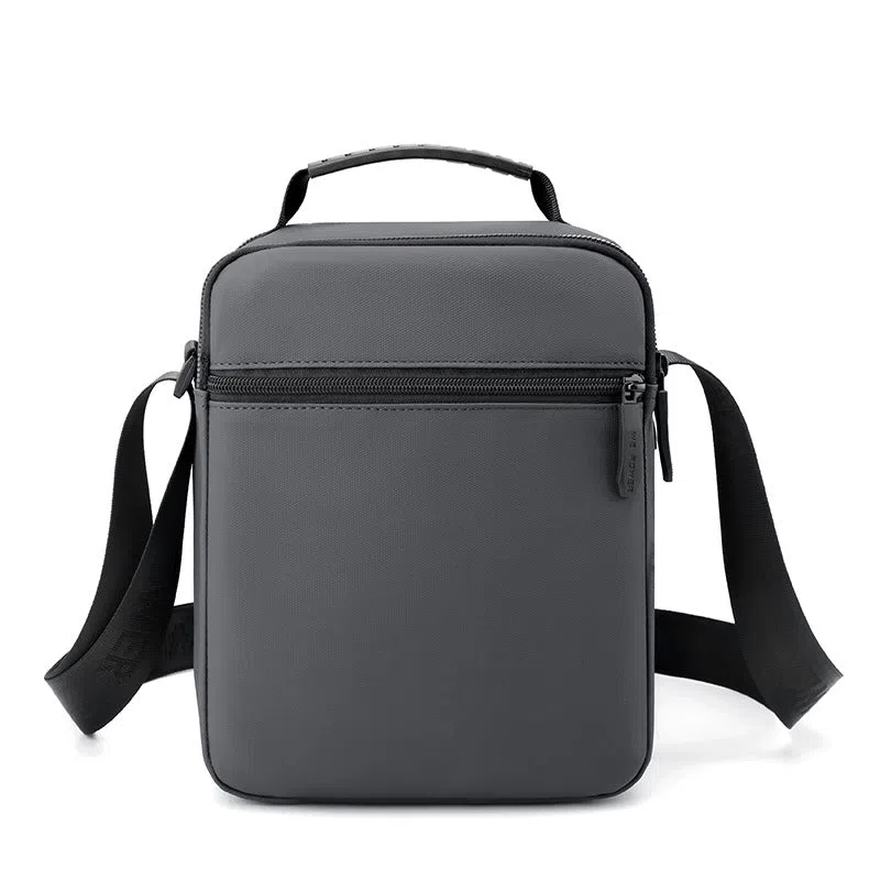 Men's water-repellent PU crossbody bag in army green, compact size 20x9x25 cm, single-shoulder style