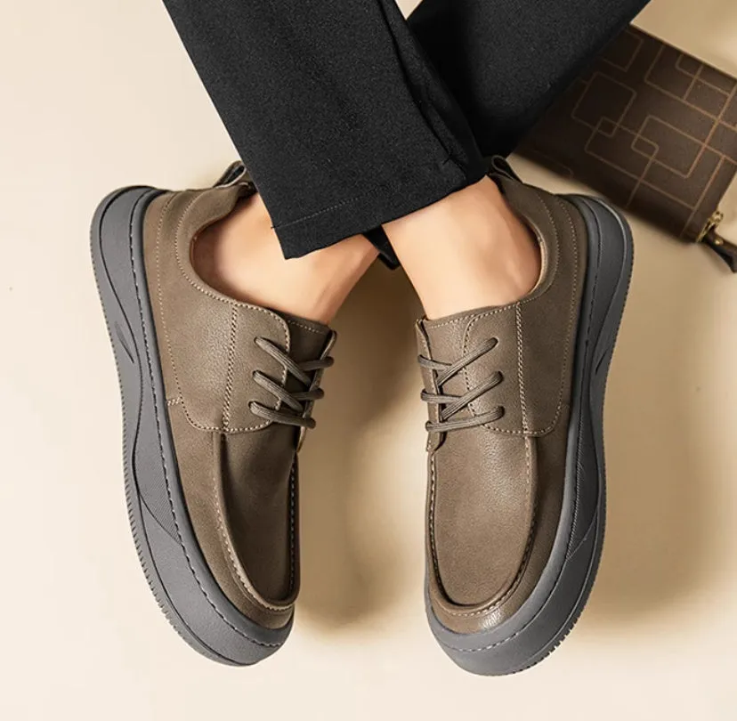 British retro brown big toe casual leather shoes in khaki colour with visible stitching and rubber sole