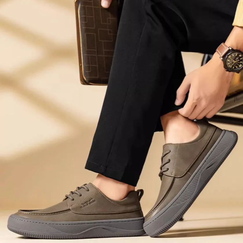 British retro brown big toe casual leather shoes in khaki colour with visible stitching and rubber sole