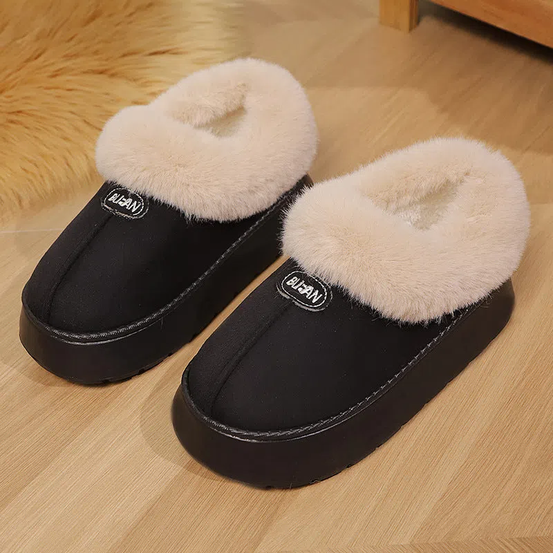 Unisex suede flat heel slippers in warm colours for indoor wear
