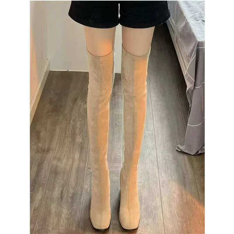 Women's solid colour over-the-knee chunky heel boots with side zipper and square toe in black