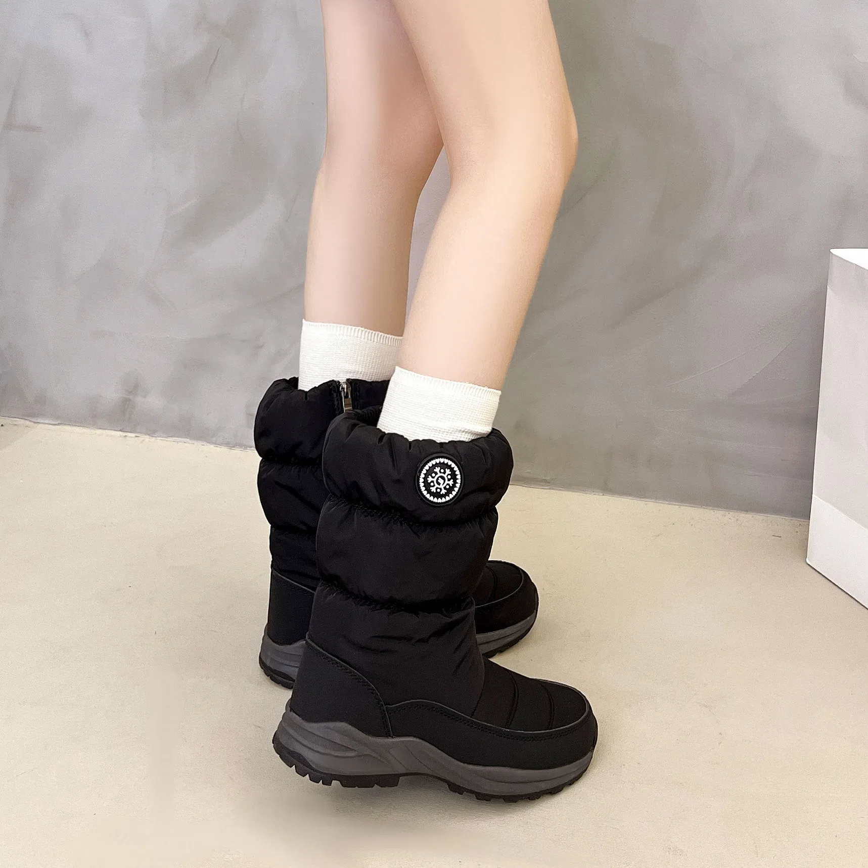 Women’s thickened cotton mid-calf snow boots with side zipper and chunky heel in black waterproof silk upper