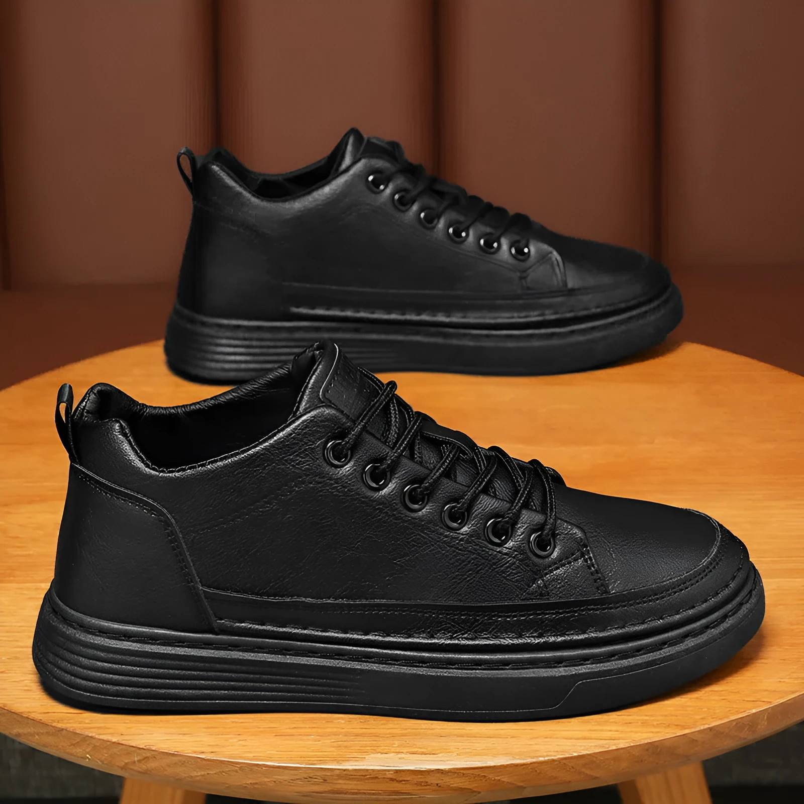 Men's mid-cut casual shoes in solid colour with synthetic PU upper, front laces, rubber sole, breathable mesh lining, waterproof and non-slip
