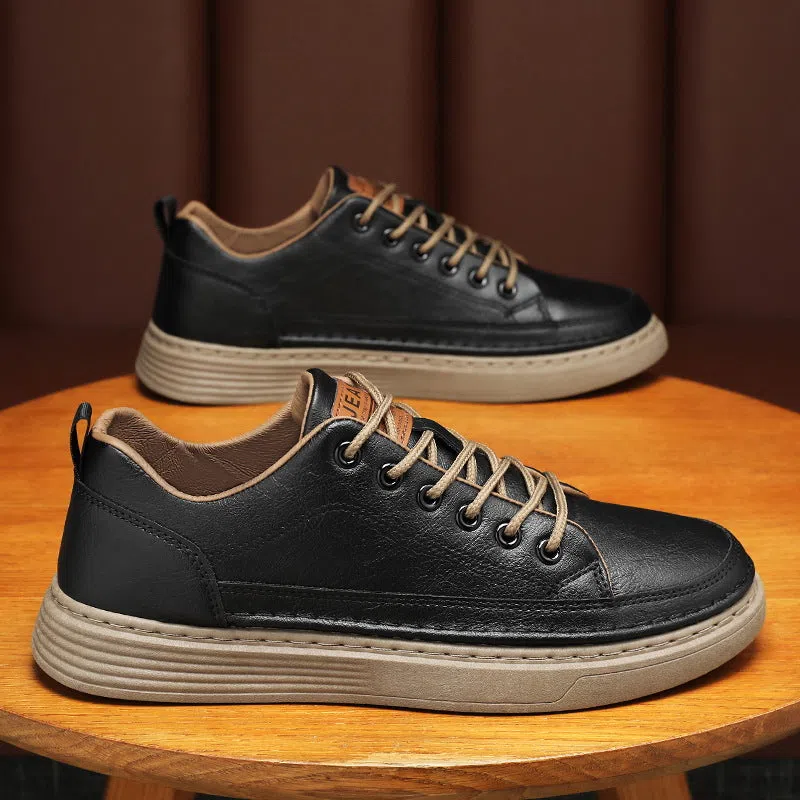 Men's mid-cut casual shoes in solid colour with synthetic PU upper, front laces, rubber sole, breathable mesh lining, waterproof and non-slip