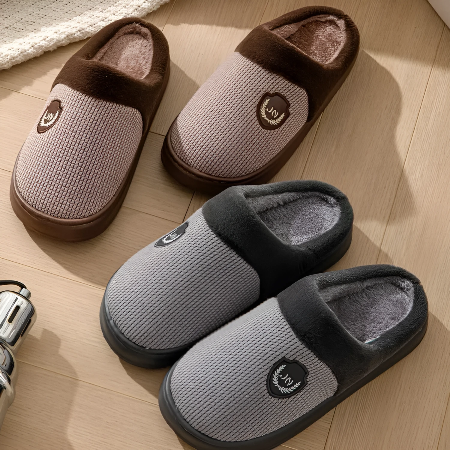 Fleece-lined warm cotton shoes for men with thick non-slip EVA sole in gray-green colour