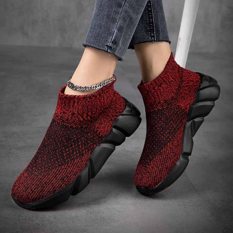 Cold-bonded plus-size sock shoes for women, mesh upper, wedge heel, pointed toe, available in blue, gray, burgundy, black