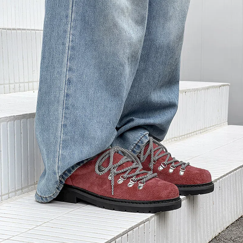 Men's outdoor casual shoes with rubber sole, striped pattern, and round toe in black colour