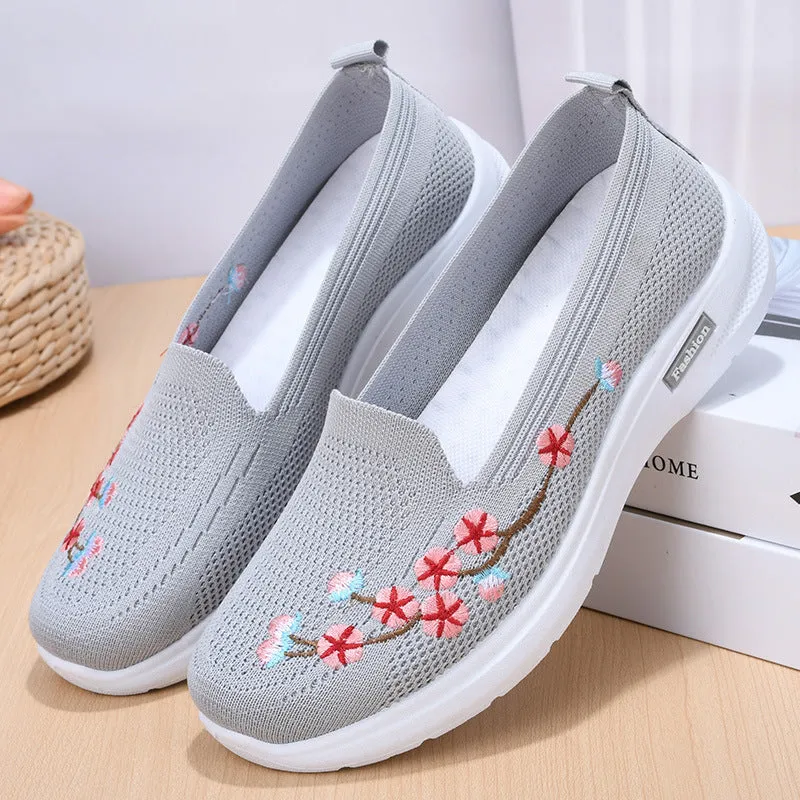 Women's embroidered floral pumps with breathable woven upper and anti-slip sole