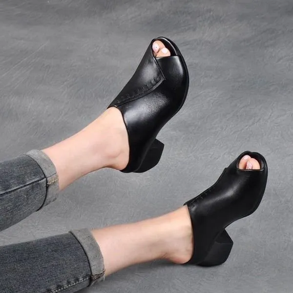 Women's black square heel peep-toe slippers with rubber sole and fish mouth design