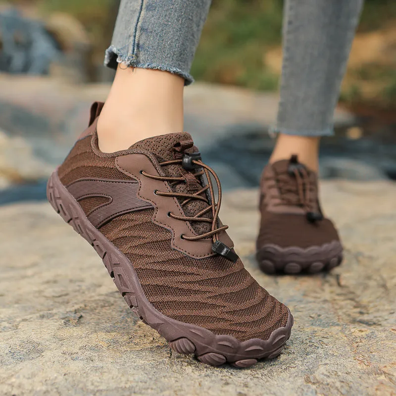 Low-top outdoor hiking shoes with rubber sole and mesh lining in multiple colour options