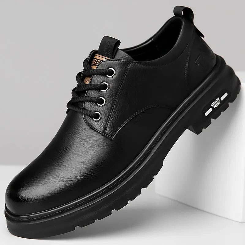 Retro men's casual leather-style shoes in black with round toe and visible stitching