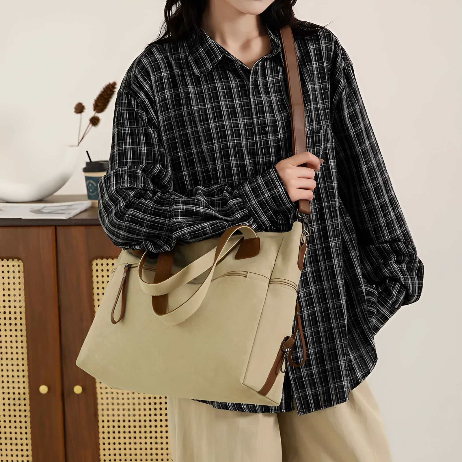 Large capacity retro canvas bag for women, soft horizontal square shape, available in four colours: gray, black, brown, khaki