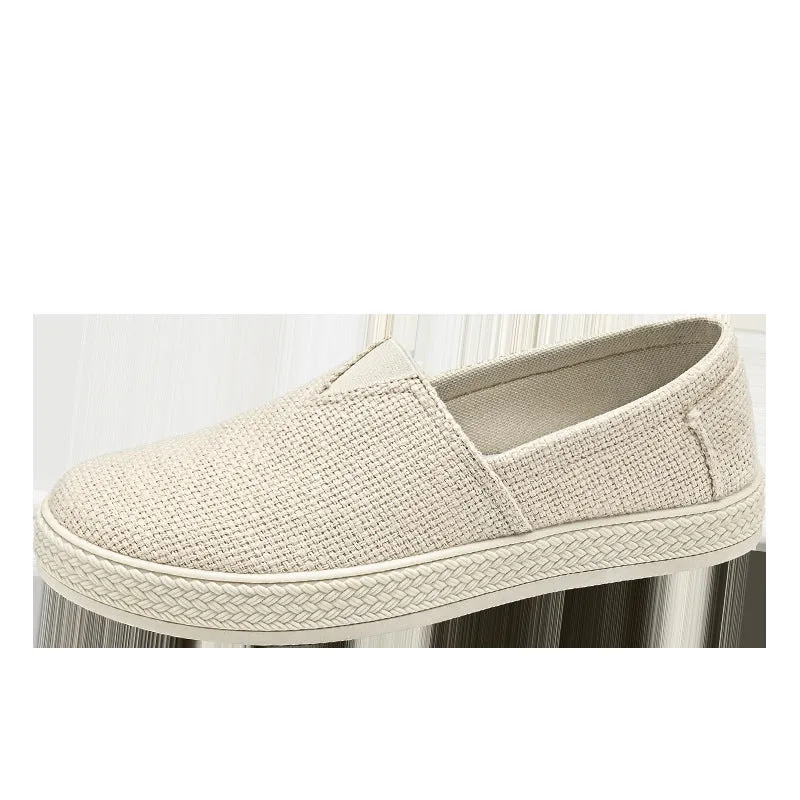 Men's linen-style cloth shoes in canvas with PVC soles showing round toe and sewing thread details
