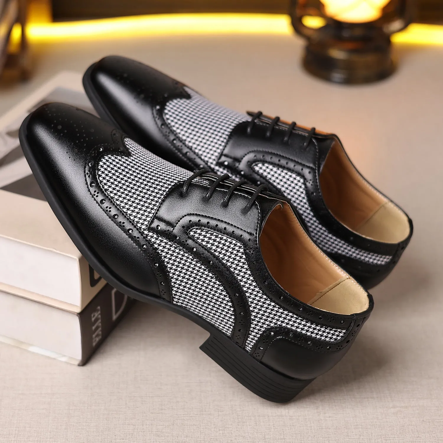 Men's black imitation houndstooth pattern casual shoes with lace-up front and rubber sole.