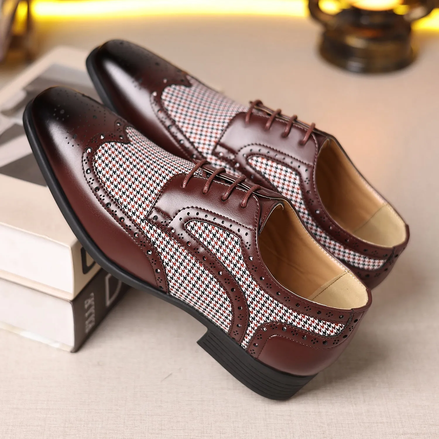 Men's black imitation houndstooth pattern casual shoes with lace-up front and rubber sole.