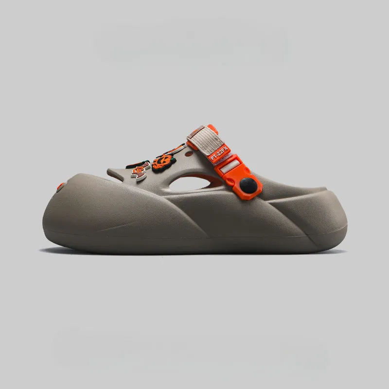 Men's grey baotou beach shoes with EVA sole and closed-toe design on a sandy background.
